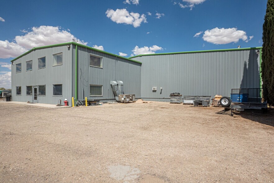 More Photos Of 3500 Confederate Rd, El Paso Warehouse For Sale