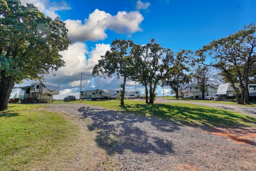 More Photos Of 347203 US Route 66 Hwy, Chandler Trailer Camper Park For Sale