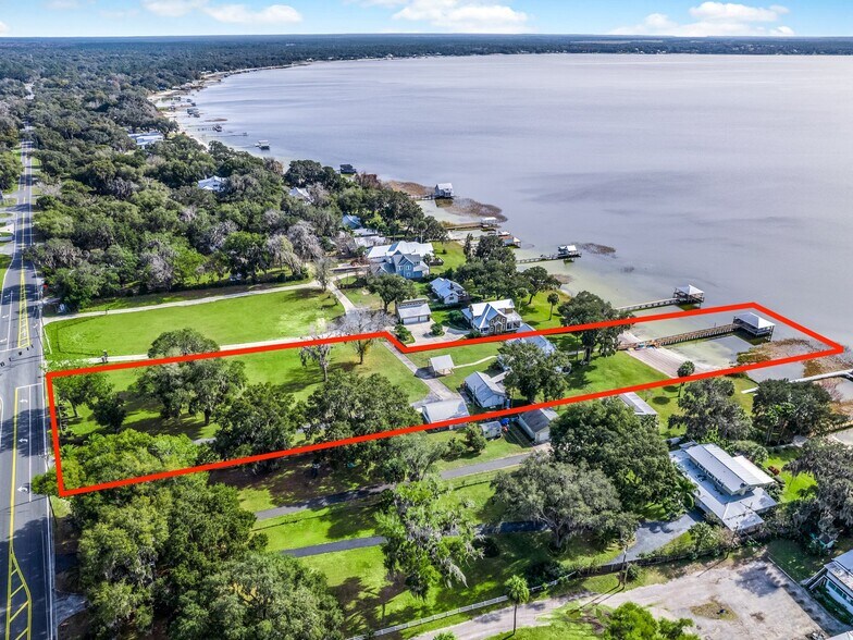 More Photos Of 12730 E Highway 25, Ocklawaha Specialty For Sale