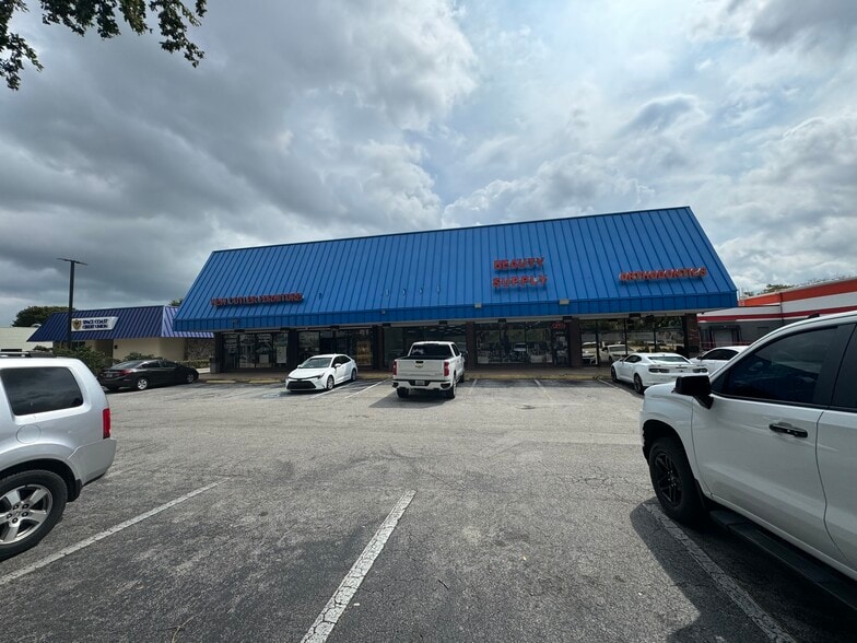 Primary Photo Of 19485-19489 S Dixie Hwy, Cutler Bay Freestanding For Lease