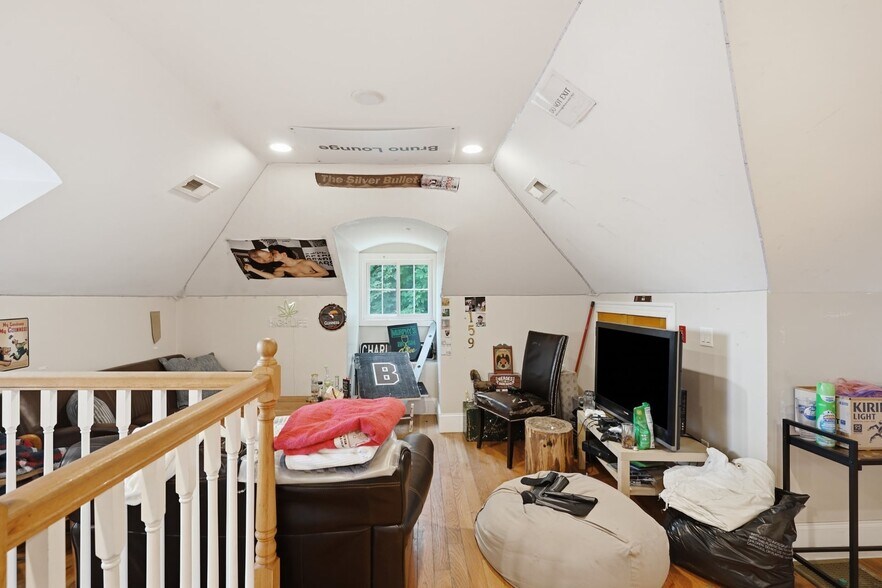 More Photos Of 299 Governor St, Providence Multifamily For Sale