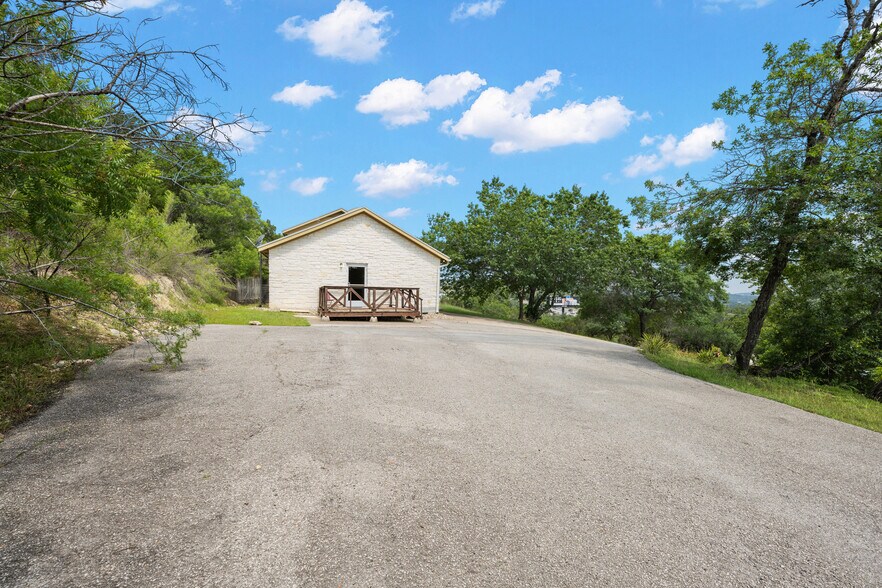 More Photos Of 19019 TX-71, Spicewood Office Residential For Sale