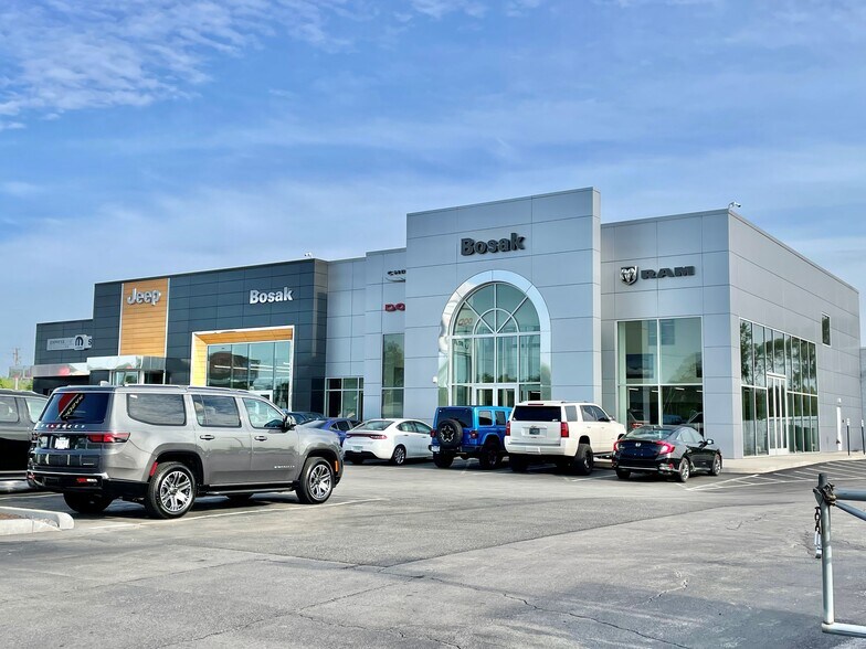 More Photos Of 8203 Taney Pl, Merrillville Manufacturing For Sale