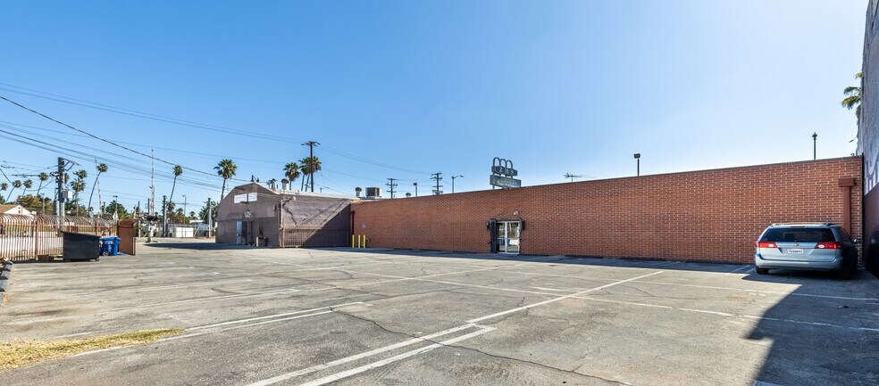 More Photos Of 6029-6039 N Figueroa St, Los Angeles Storefront For Lease