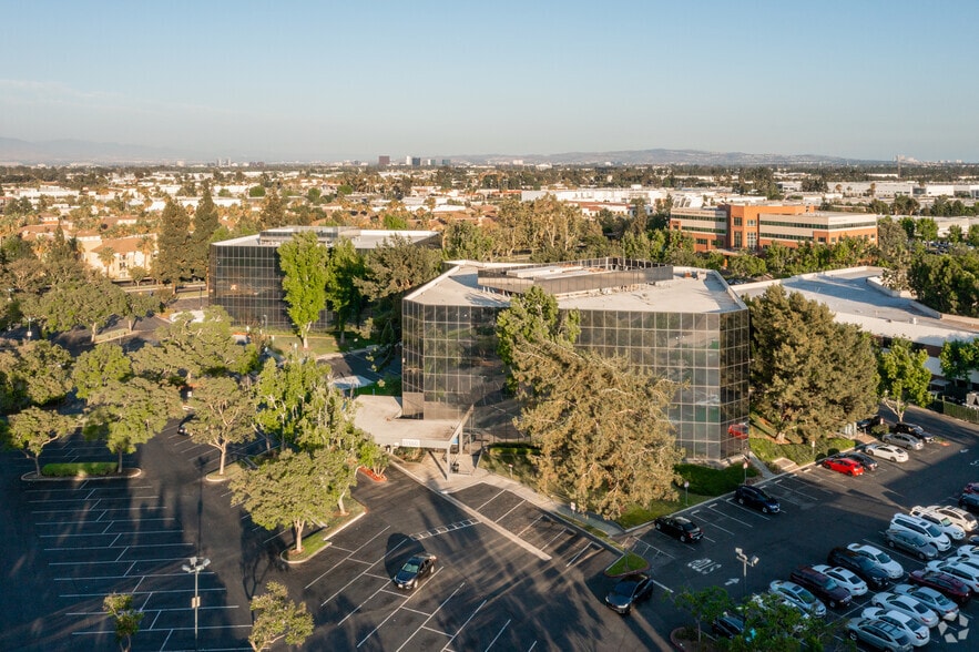 More Photos Of 11160 Warner Ave, Fountain Valley Medical For Lease