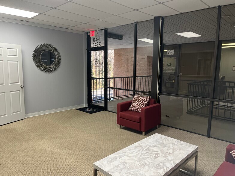 More Photos Of 1230 Johnson Ferry Rd, Marietta Office For Lease