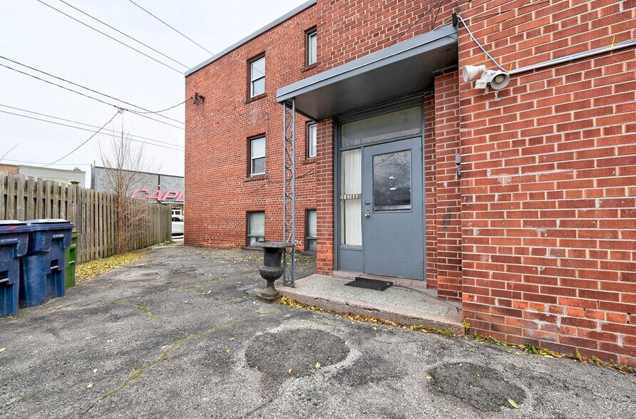 More Photos Of 1112 Weston Rd, Toronto Apartments For Sale
