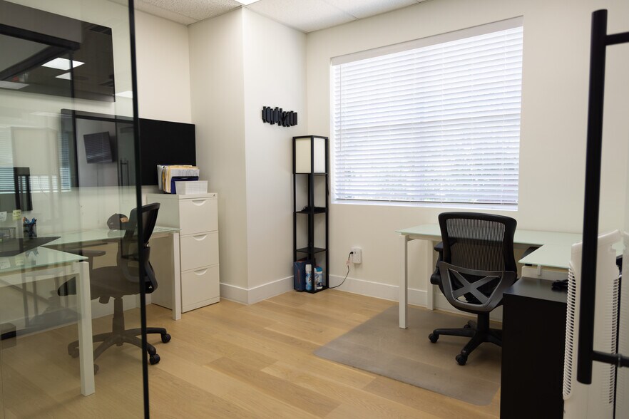 More Photos Of 515 W Southlake Blvd, Southlake Medical For Lease