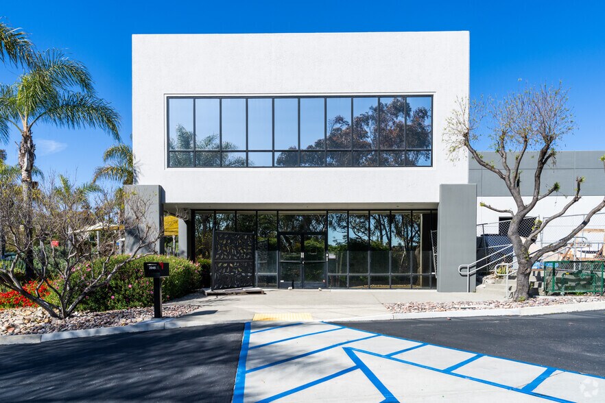 More Photos Of 2045 Corte Del Nogal, Carlsbad Warehouse For Lease
