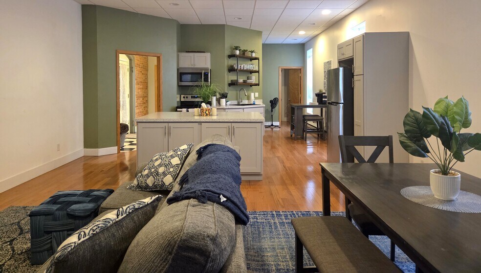 More Photos Of 14 E 3rd St, Jamestown Flex For Sale