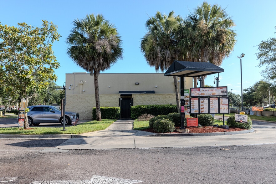 More Photos Of 1525 County Road 220, Fleming Island Restaurant For Sale