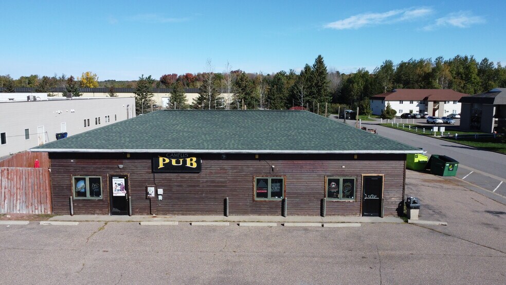 More Photos Of 1110 W Campus Ave, Wausau General Retail For Sale