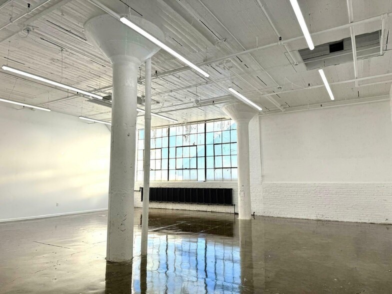 More Photos Of 13000 Athens Ave, Lakewood Warehouse For Lease