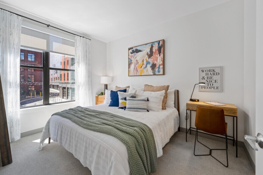 More Photos Of 125 Clifford St, Providence Apartments For Lease