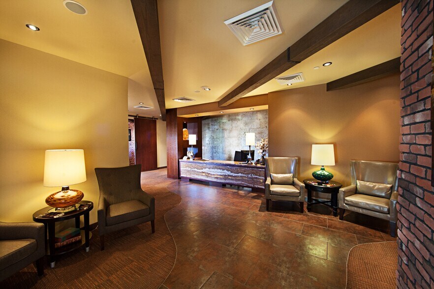 More Photos Of 5635 N Scottsdale Rd, Scottsdale Office Residential For Lease