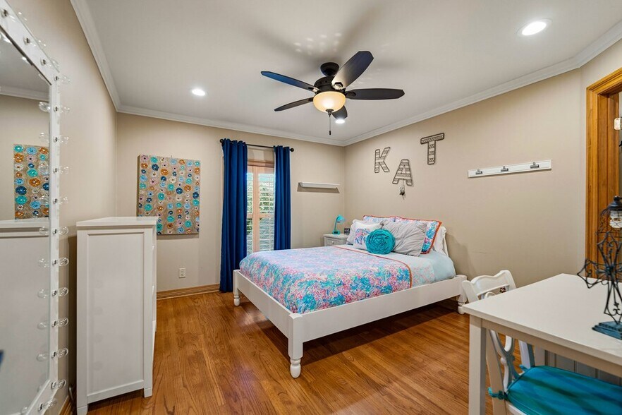 More Photos Of 2409 Commerce st, San Saba Land For Sale