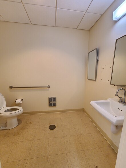 More Photos Of 564 Celebrate Virginia Pkwy, Fredericksburg Bank For Sale