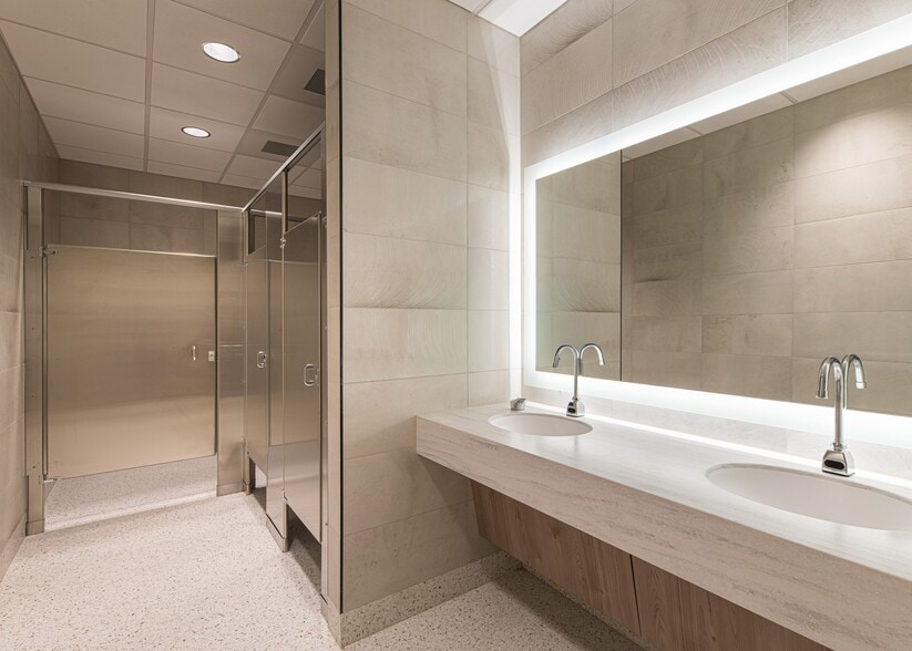 More Photos Of 4820 Medical Center Dr, McKinney Medical For Lease