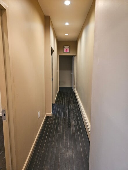 More Photos Of 626 Willis Ave, Williston Park Storefront Retail Office For Sale