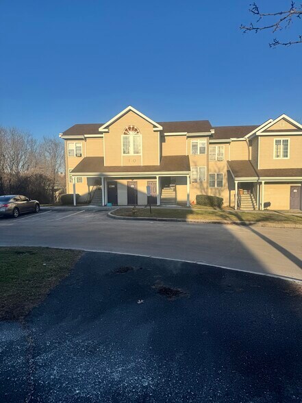 More Photos Of Capital Woods, Albany Apartments For Sale