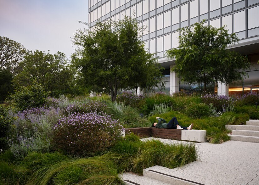 More Photos Of 1800 Avenue of the Stars, Los Angeles Unknown For Lease