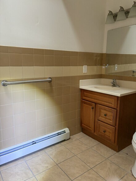 More Photos Of 5 Campbell Ln, Phoenixville Apartments For Sale