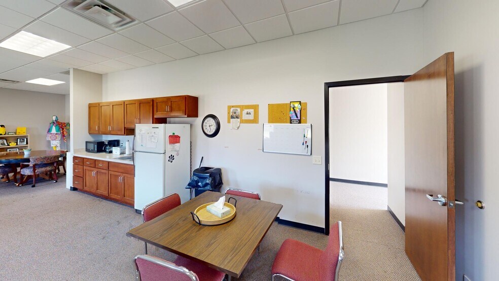 More Photos Of 1170 E Pershing Rd, Decatur Office For Sale
