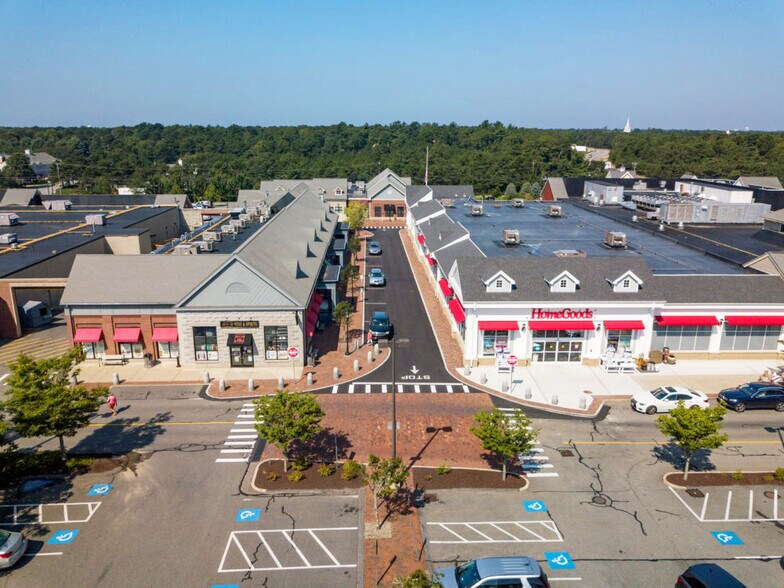 More Photos Of 650 Falmouth Rd, Mashpee Unknown For Lease