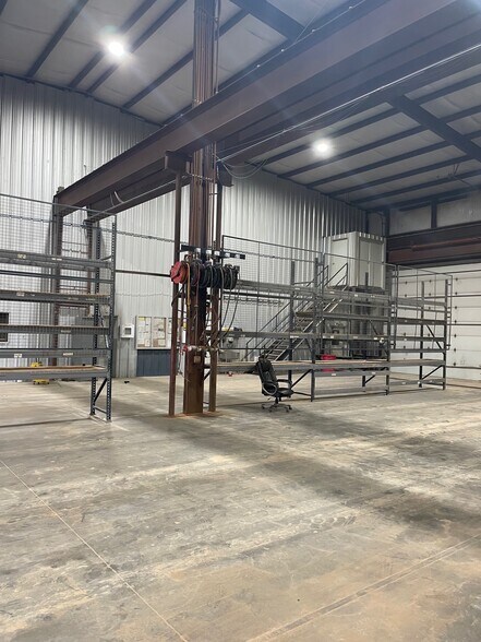 More Photos Of 2818 FM 1212, Stanton Manufacturing For Sale