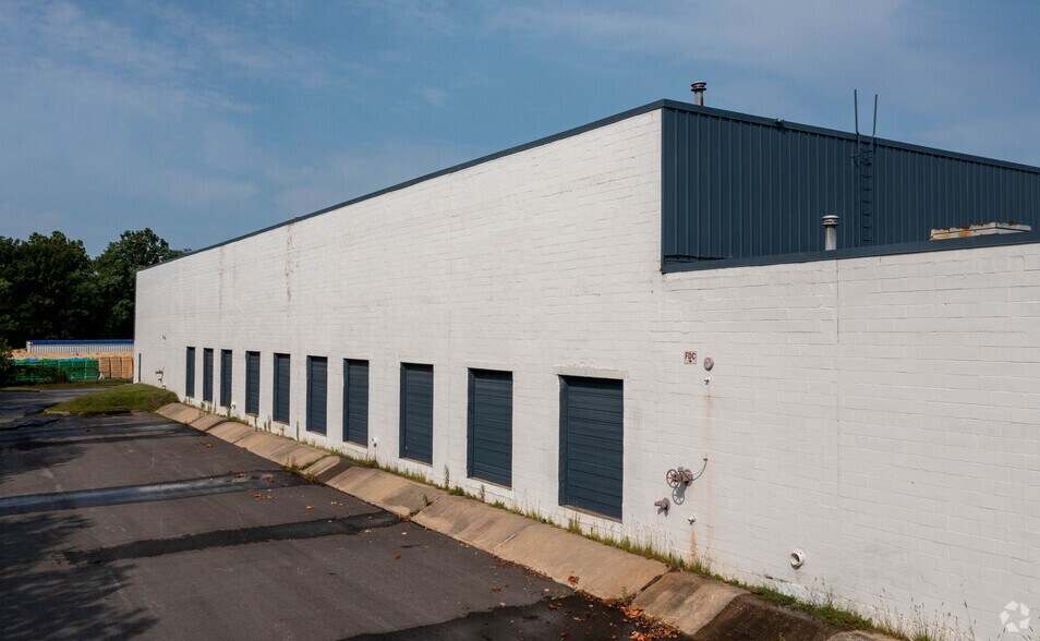 More Photos Of 8215 Dorsey Run Rd, Jessup Warehouse For Sale