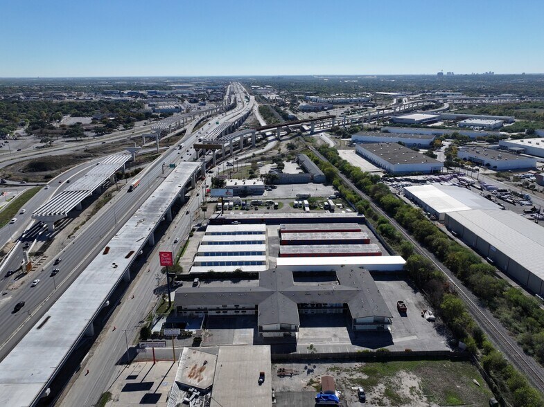 More Photos Of 9503 N Interstate 35, San Antonio Hotel For Sale