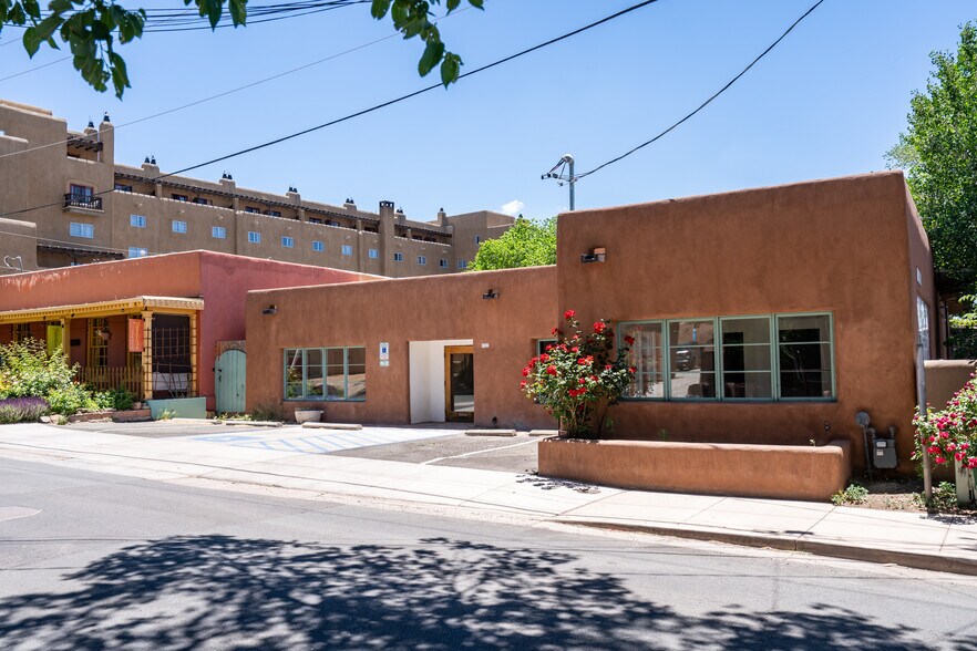 More Photos Of 310 Johnson St, Santa Fe Specialty For Sale