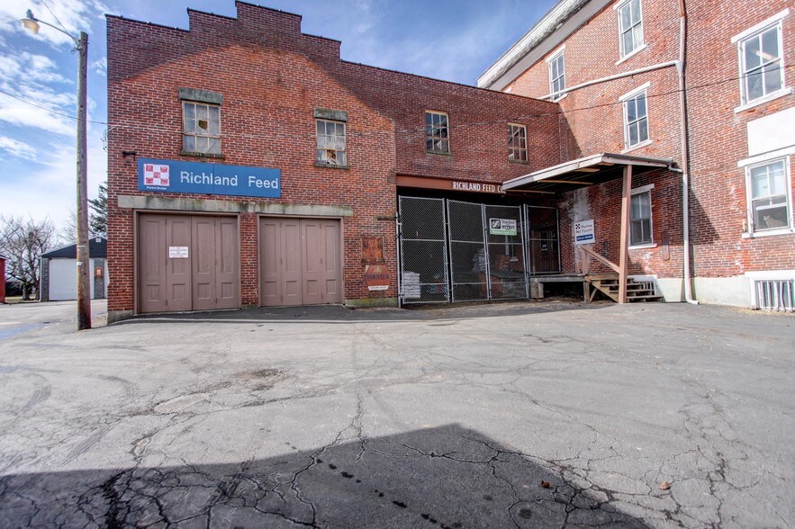 Primary Photo Of 20 N Main St, Richlandtown Flex For Sale