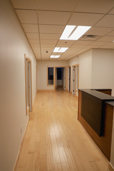 More Photos Of 4301 Canal Ave SW, Grandville Office For Sale