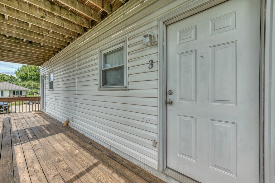 More Photos Of 1300 Holyoke St, Kingsport Apartments For Sale