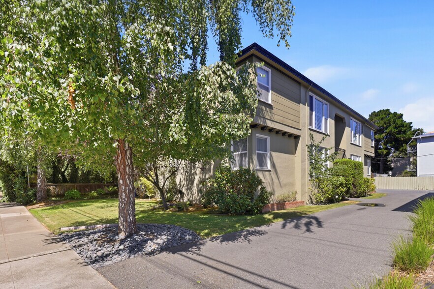 More Photos Of 16 Bellevue Ave W, San Mateo Apartments For Sale
