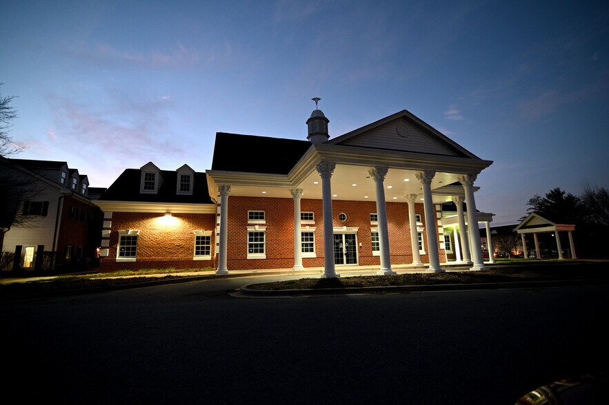 More Photos Of 11360 Pembrooke Sq, Waldorf Medical For Lease
