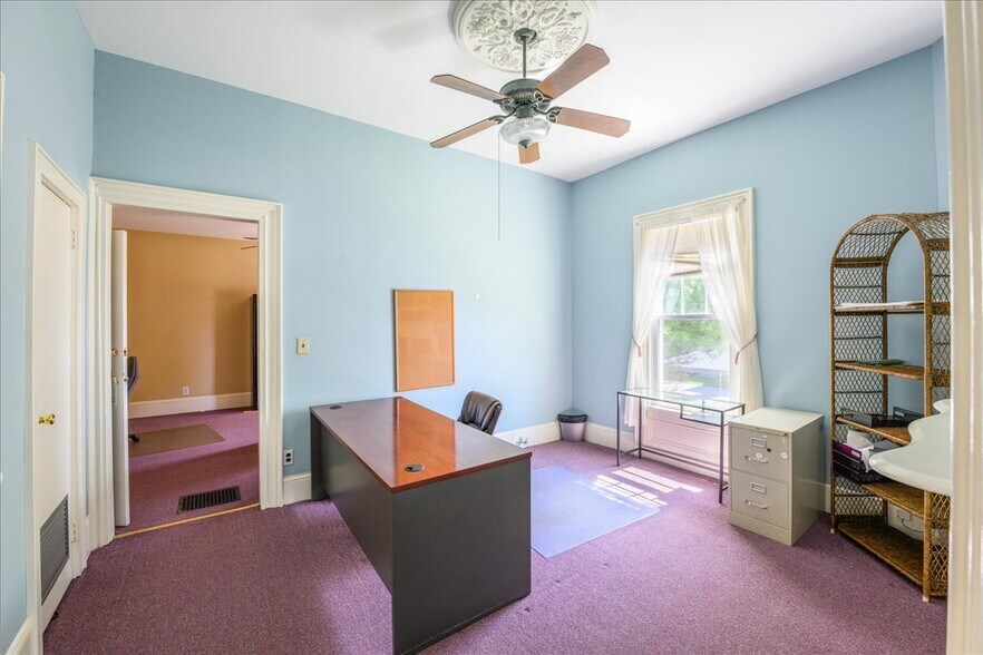 More Photos Of 139 N Ocean Ave, Patchogue Office Residential For Lease