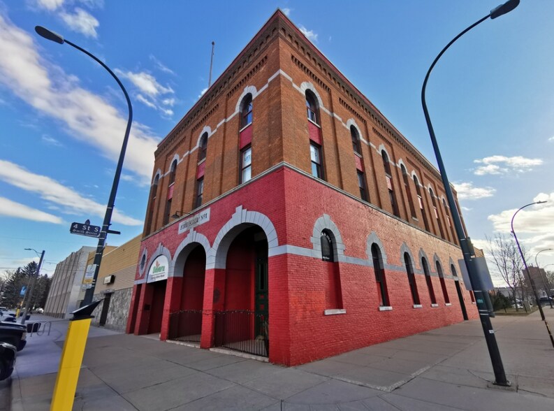 More Photos Of 402 2 Av S, Lethbridge Restaurant For Sale