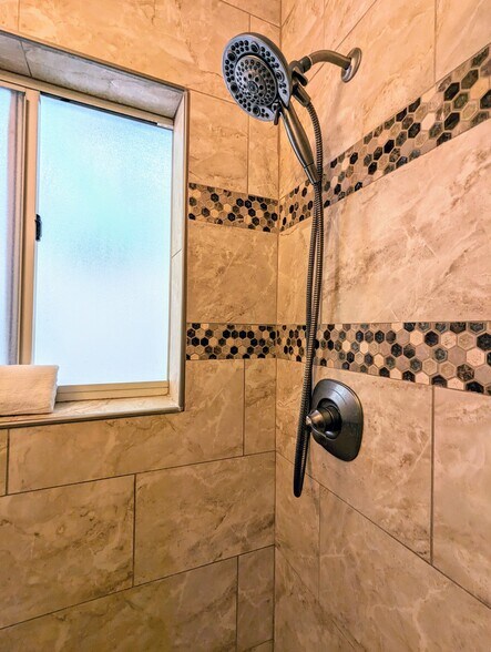 More Photos Of 206 9th Ave NE, Saint Petersburg Apartments For Sale