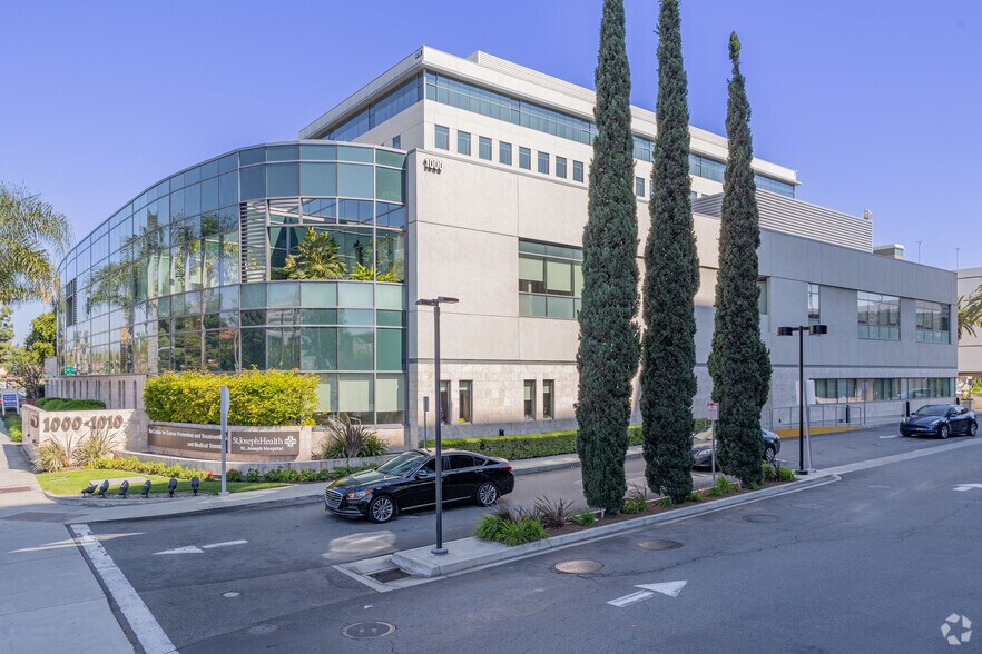 More Photos Of 1010 W La Veta Ave, Orange Medical For Lease