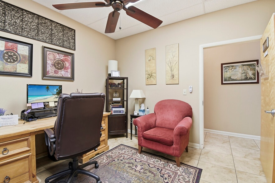 More Photos Of 315 W Town Pl, Saint Augustine Office For Sale