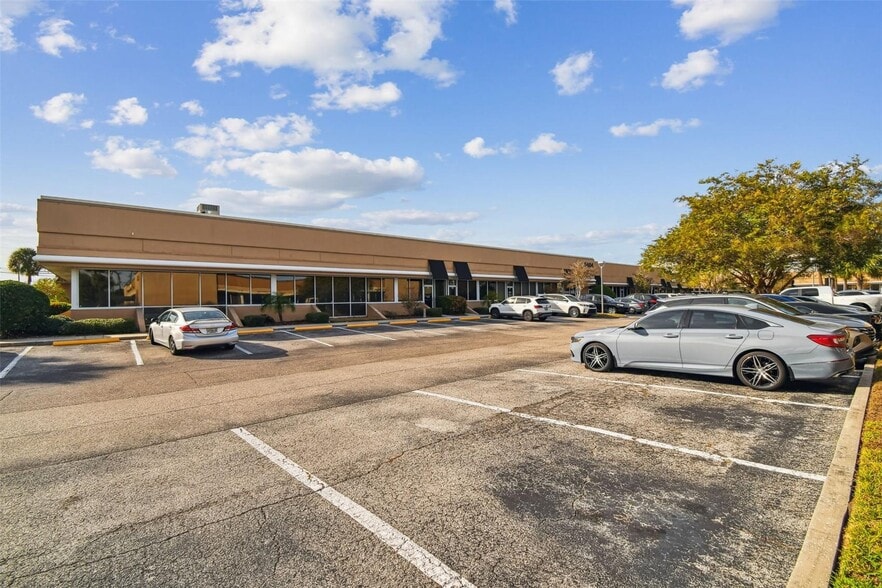 More Photos Of 5404 Hoover Blvd, Tampa Medical For Sale