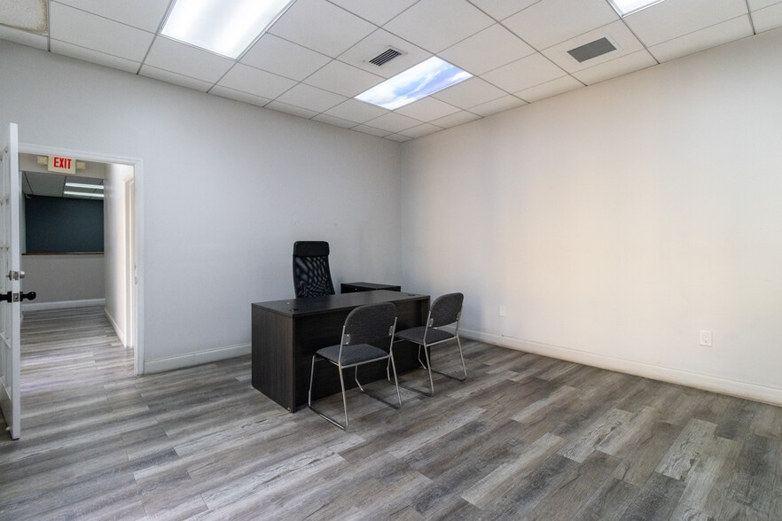 More Photos Of 3337 NW 74th Ave, Miami Warehouse For Sale
