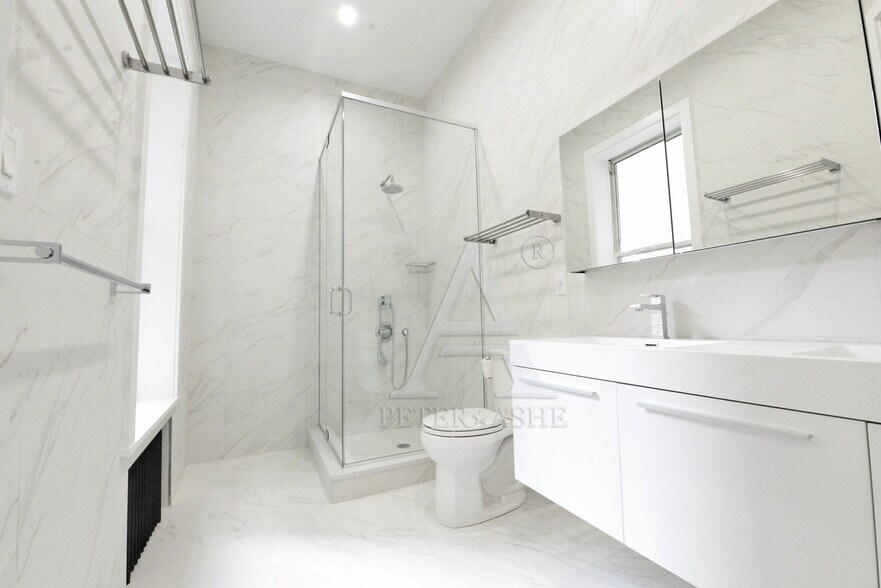 More Photos Of 53 E 64th St, New York Apartments For Sale