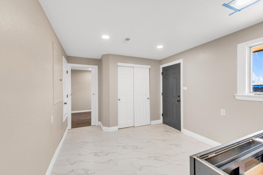 More Photos Of 2880 W 92nd Ave, Federal Heights Office Residential For Lease