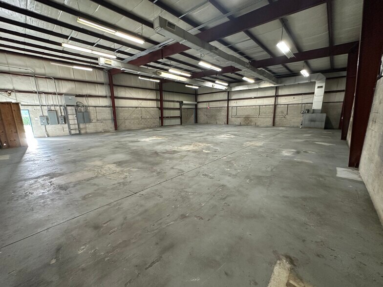 More Photos Of 2431 Destiny Way, Odessa Manufacturing For Lease