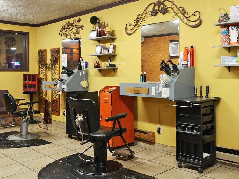 More Photos Of 246 E Center St, Pocatello Storefront For Sale