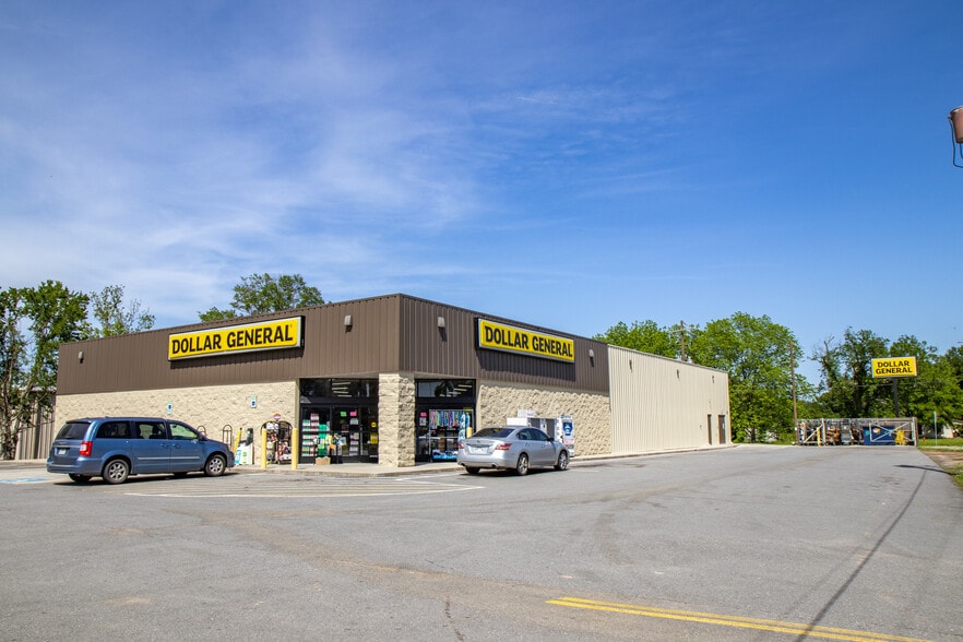 Primary Photo Of 12270 US Highway 165 E, Humnoke Freestanding For Sale
