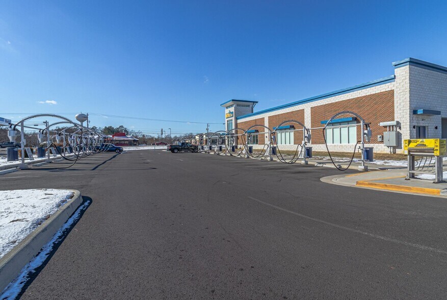 More Photos Of 612 N Main St, Kilmarnock Carwash For Sale